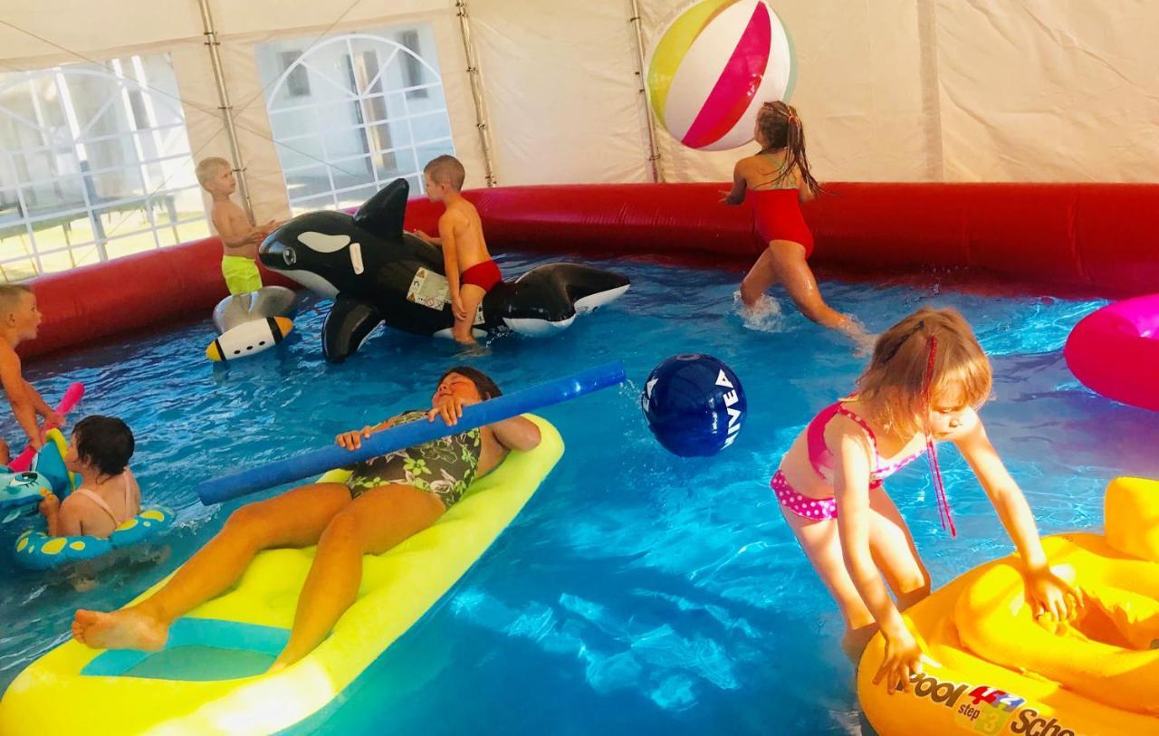 Domki I Apartamenty Caloroczne Koliber Władysławowo Extérieur photo